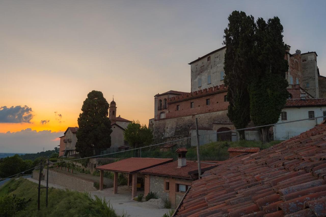 All'Ombra Del Castello Cigliè Exterior foto